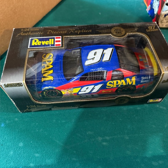 Revell Nascar 1:24 Die Cast Mike Wallace #91 Spam Chevrolet 1997 Monte Carlo G25 - Picture 1 of 5